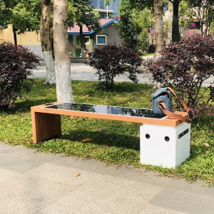 Smart Park Bench aurinkoenergian langaton laturi